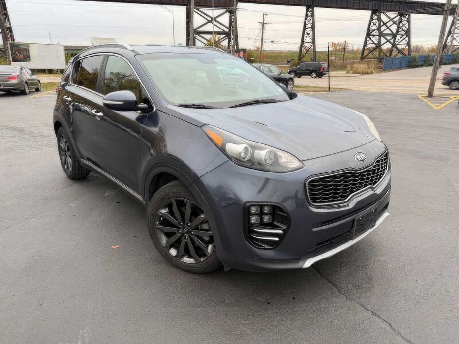 Kia Sportage EX      2019