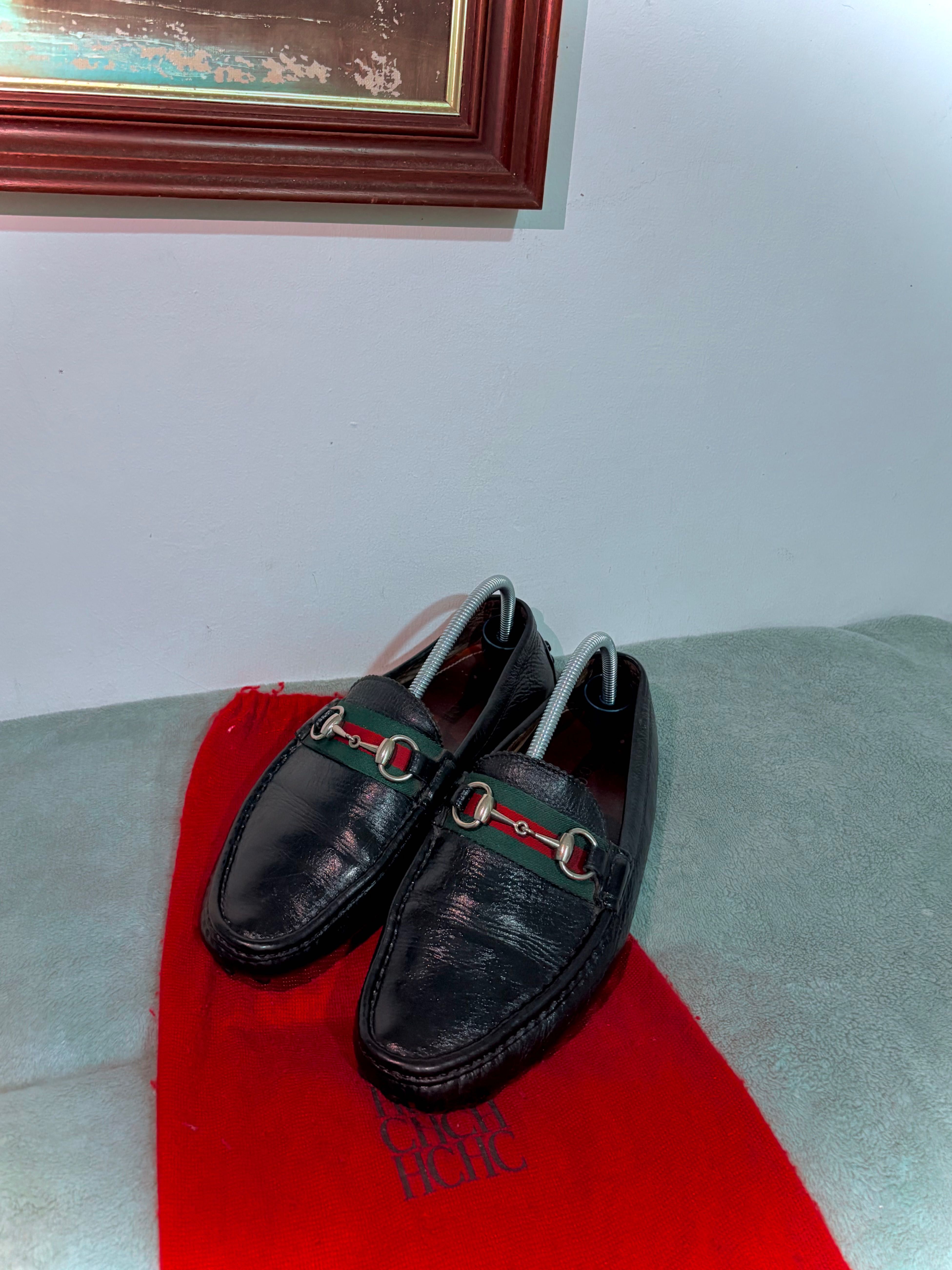 Calçados da Gucci