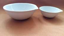 Parownica ceramiczna Chodzież. Naczynie laboratoryjne.