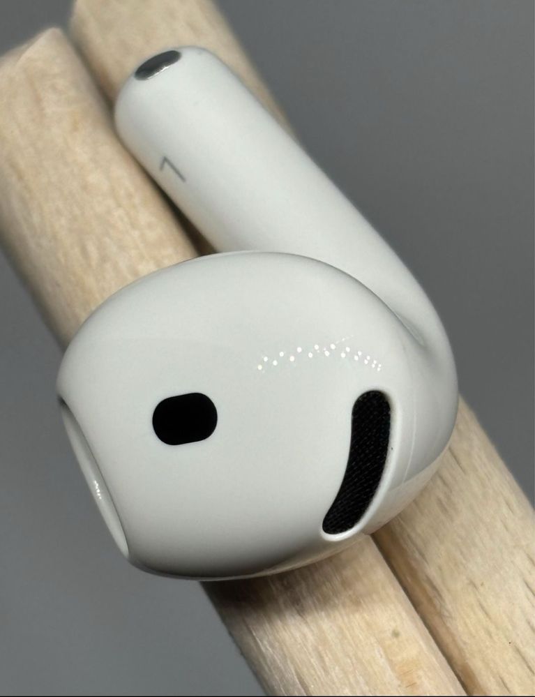 Лівий навушник AirPods 4 ANC А3055 А3056 А3059
