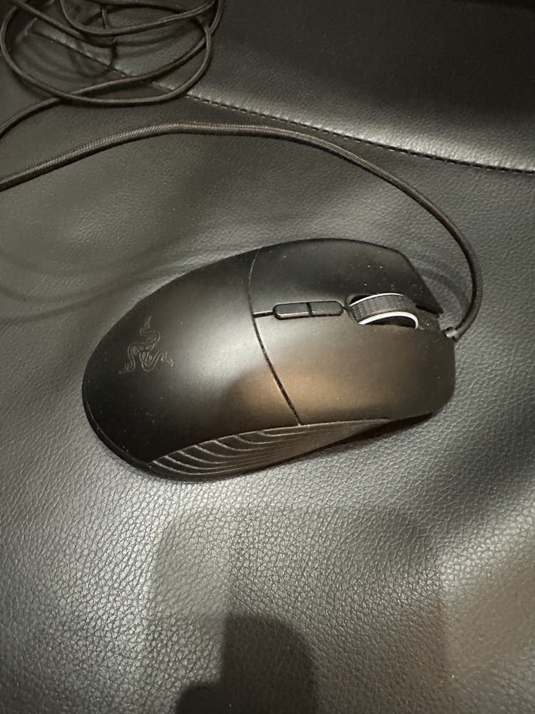 Игровая мышь razer basilisk Essential