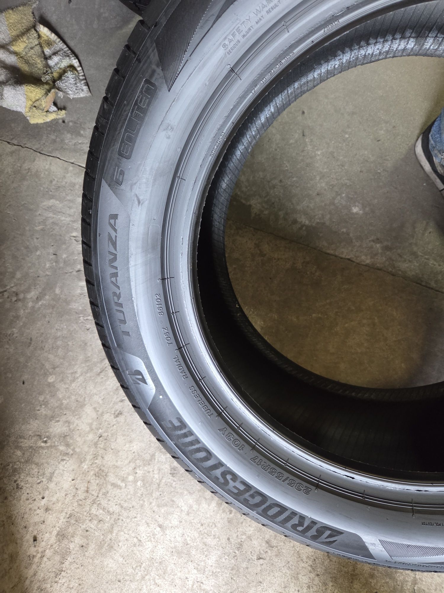 opony używane 235/55R17 Bridgestone Turanza 6 Enliten