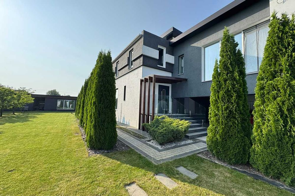 Будинок з ремонтом в стилі Хай-Тек!Мінімальне оформлення!Газ!Телефонуй