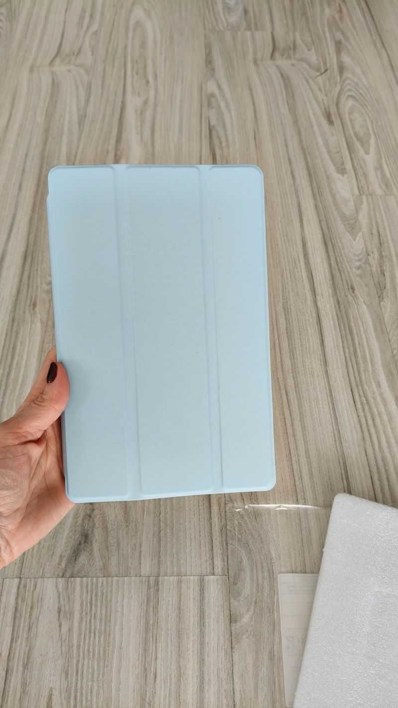 Nowe etui na tablet Lenovo M9