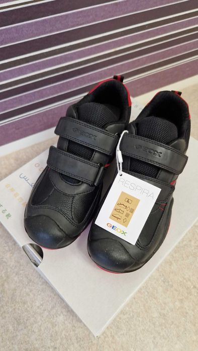 Водонепроникні черевики-кросівки Geox р.,31,,34