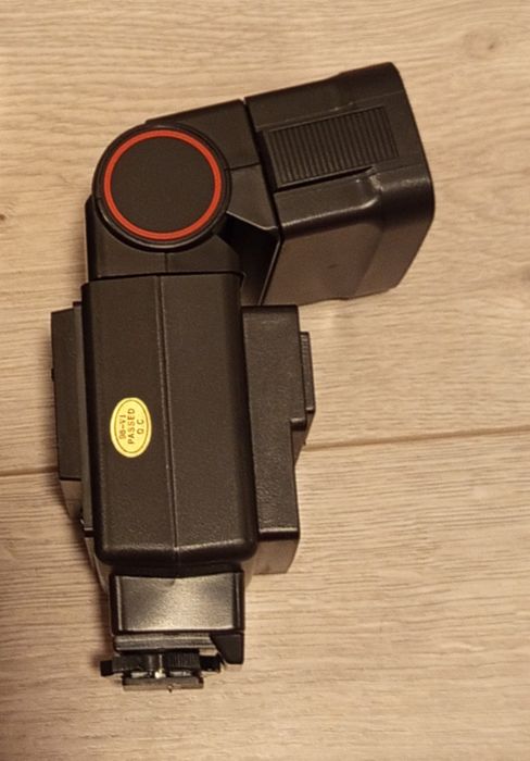 Lampa błyskowa flash flesz Starblitz 322-BTZ
