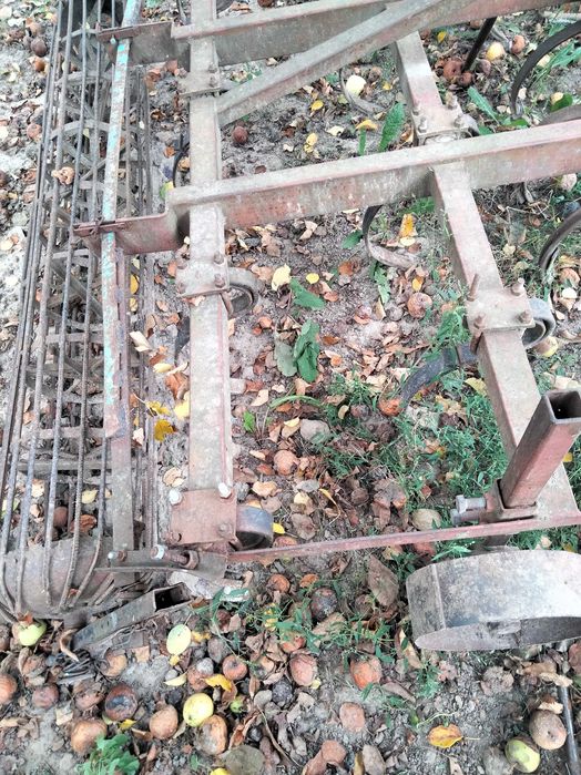 Продам культиватор з катком