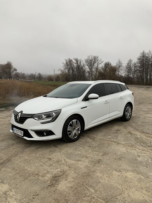 Продается Рено Меган 4 1.5 диз мех 6