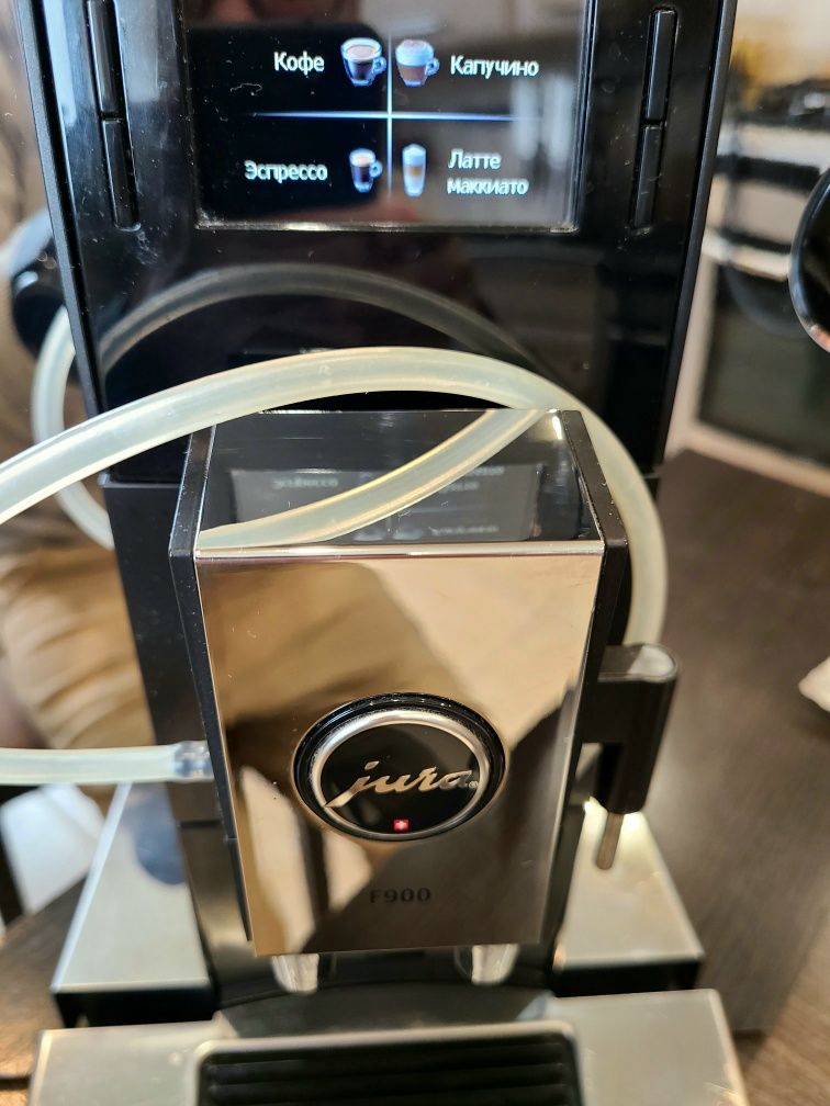Ексклюзивна Jura F900 CHROME дуже добрий стан Espresso machine