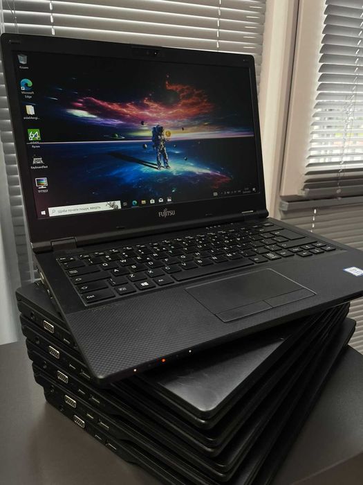 Ноутбук для роботи та навчання Fujitsu LIFEBOOK E449 8/256 SSD є 400шт