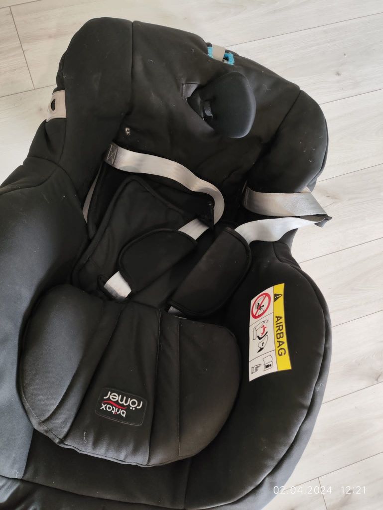 Fotelik samochodowy Britax Romer Max Way 9- 25 kg noga, pasy