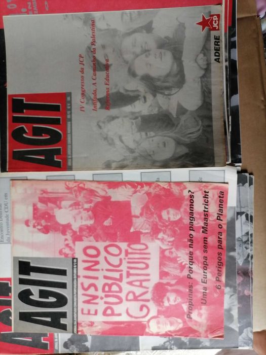 Lote 11 Jornal AGIT Juventude Comunista Portuguesa anos 80's (vários)