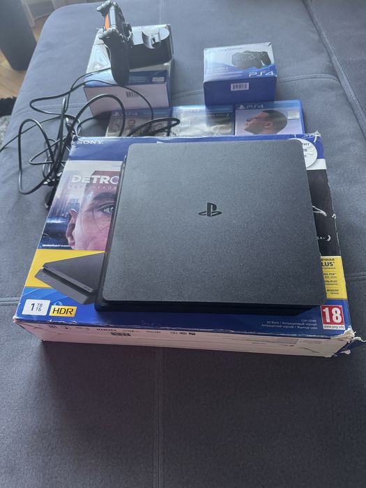 Sony Playstation 4 / PS4 Slim на 1 ТБ