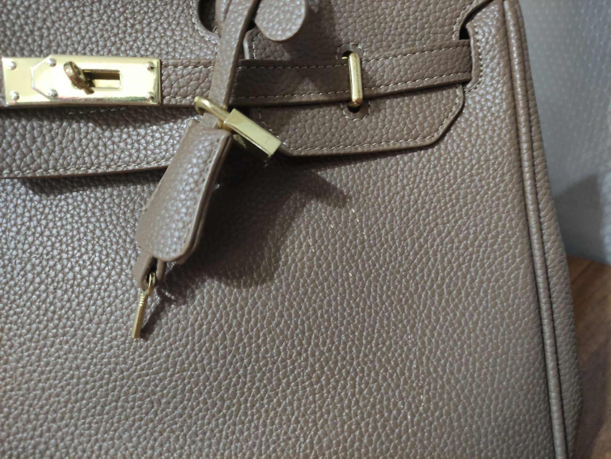 Сумка Hermes колір капучино;(Розмір:35х28х17)