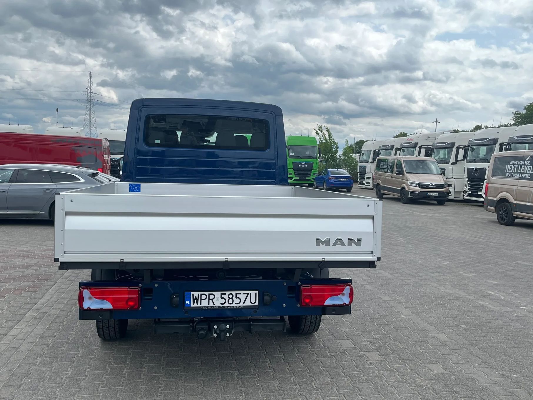 MAN TGE 3.180 4X4 SB  MAN TGE Next Level - dostępny od ręki