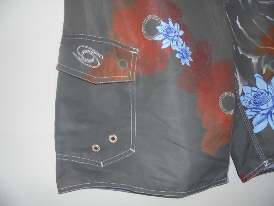 Bermudas de homem da marca TACO