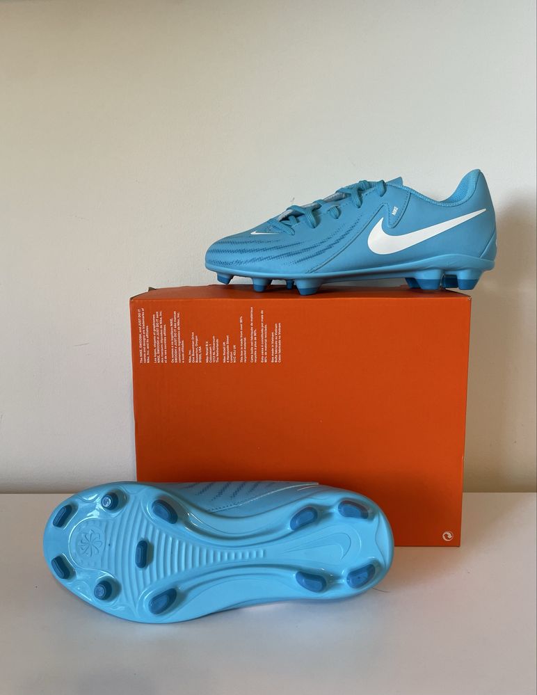 Sprzedam nowe korki Nike r. 36,5 oryginalne