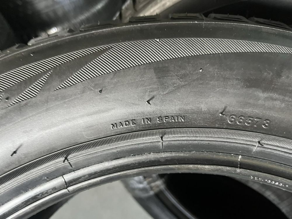 235/55/17 R17 Bridgestone Blizzak LM80 Evo 4шт нові зима