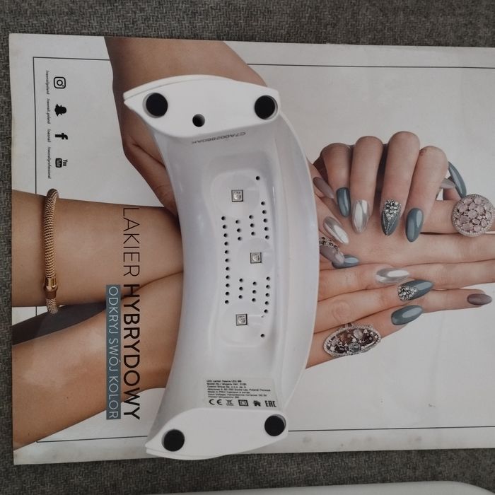 Lampa LED 9W do paznokci hybrydowych NeoNail bezprzewodowa zestaw