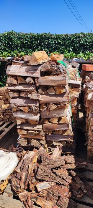 Lenha Eucalipto - saco 24kg +/-