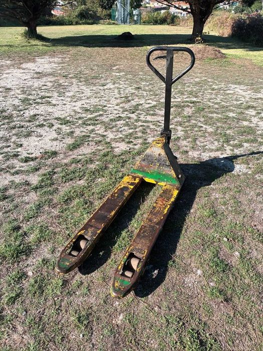 Porta paletes 2500kgs