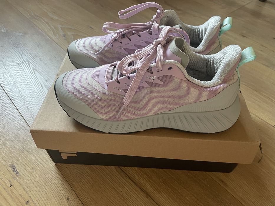 Buty Fila damskie sportowe 38