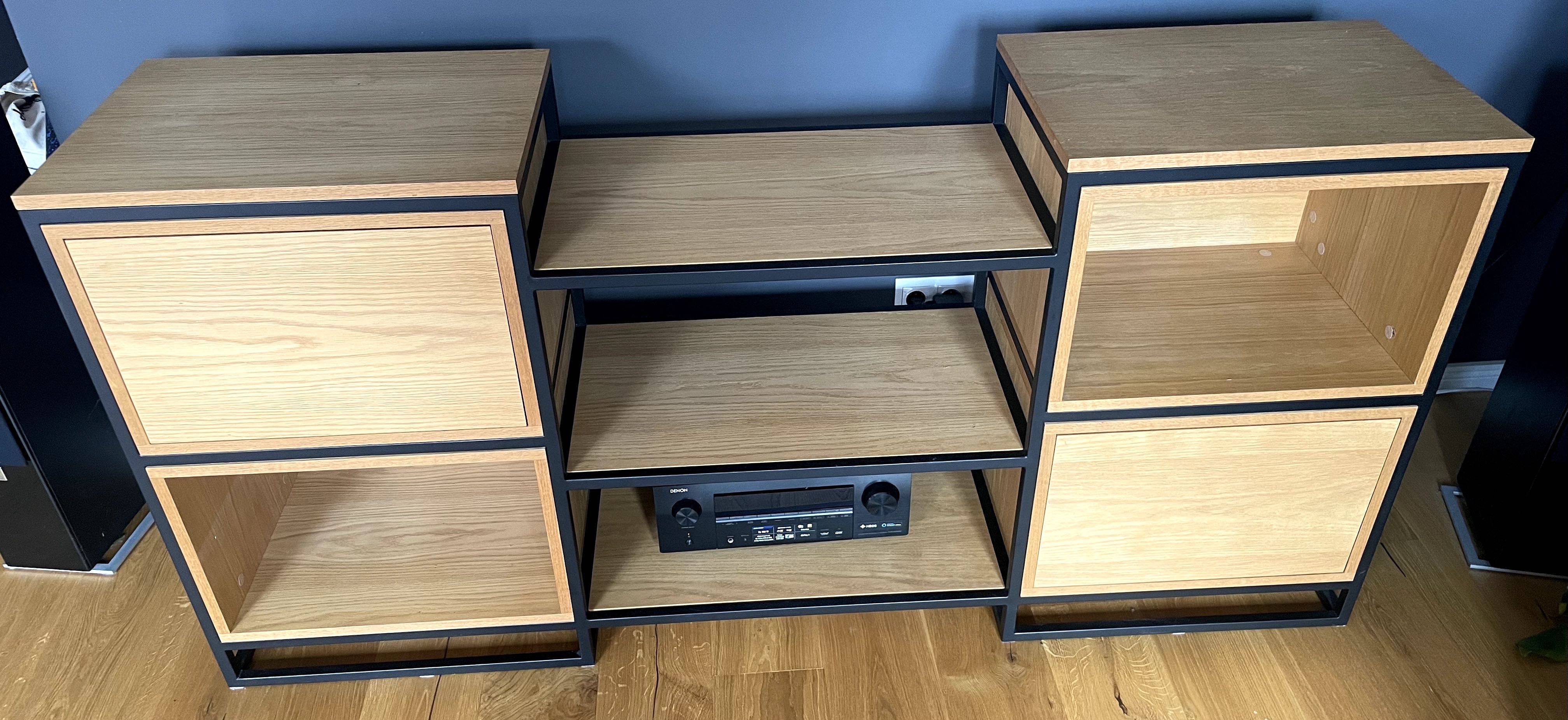 Komoda Lilestrom HUGLE, loftowa/regał tv/szafka pod tv/kredens