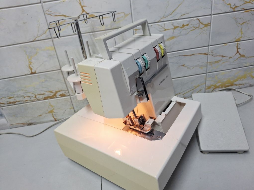PFAFF overlok jak nowy