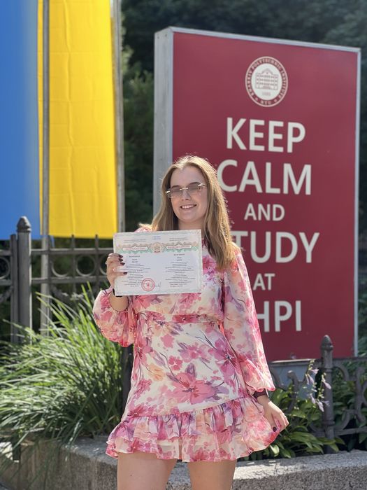 Репетитор англійської для підлітків та дорослих