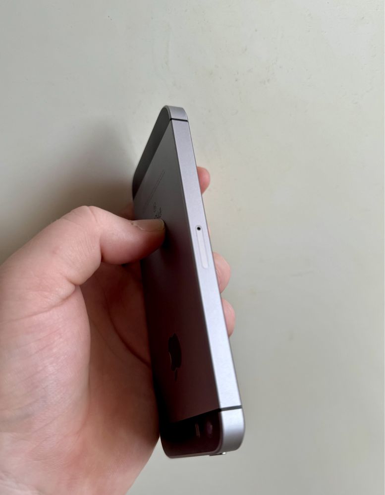IPhone SE 2016 64 Gb Neverlock