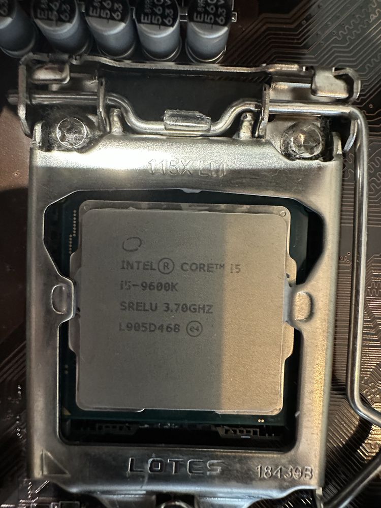 Zestaw i5 9600k +plyta, chlodzenie i Ram