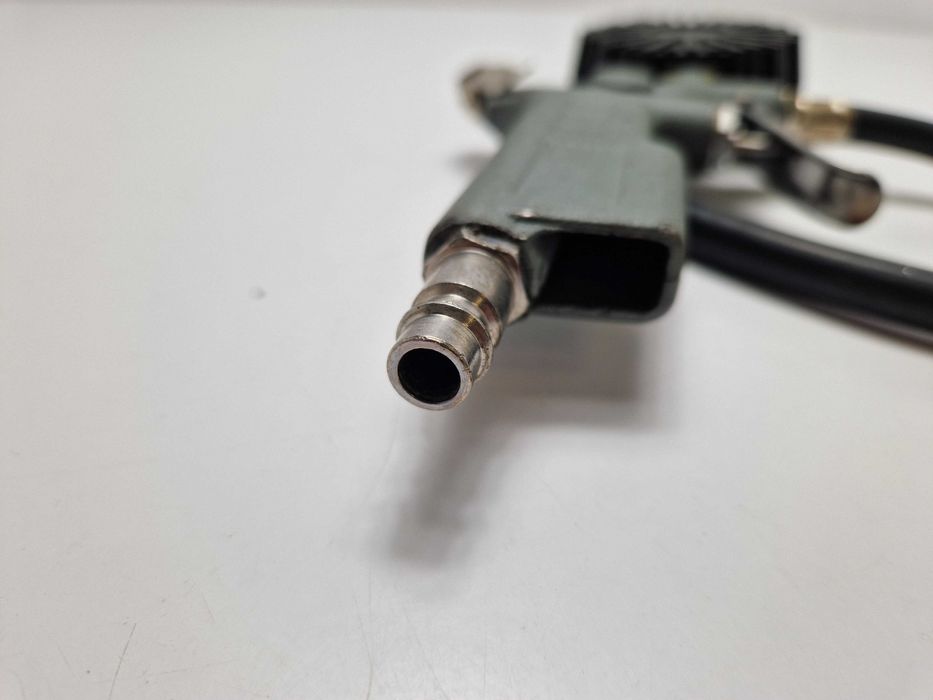 Pistolet do pompowania Manometr