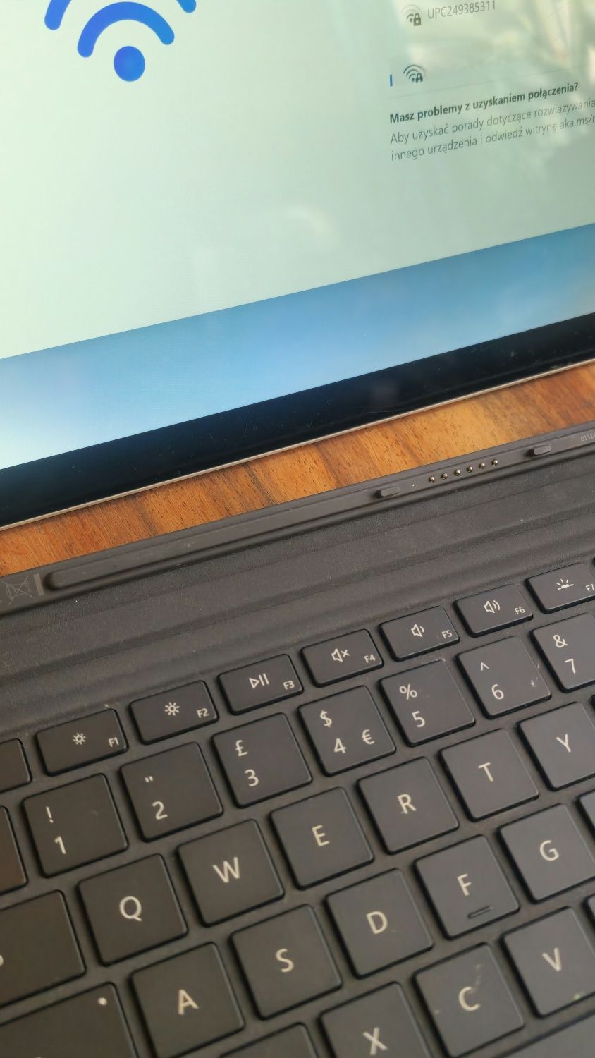 Microsoft surface 2szt (pro 5 i pro) 256gb + 256gbSSD tablet laptop