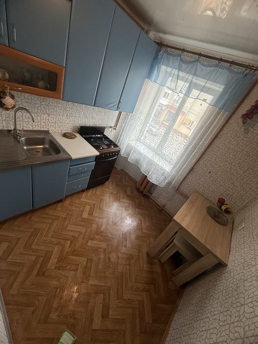 Оренда від місяця!Здам в оренду центр міста Небесної Сотні