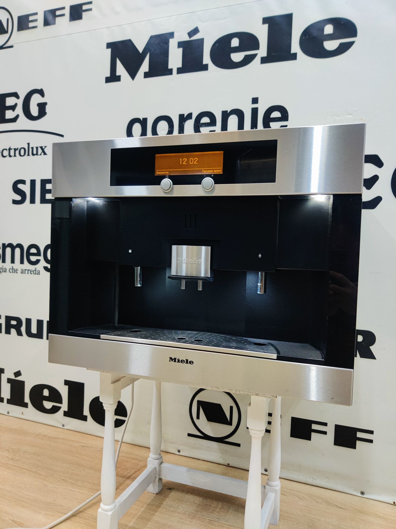 Встраиваемая кофемашина Miele™ CVA 4060.  Идеал. Встройка в мебель!