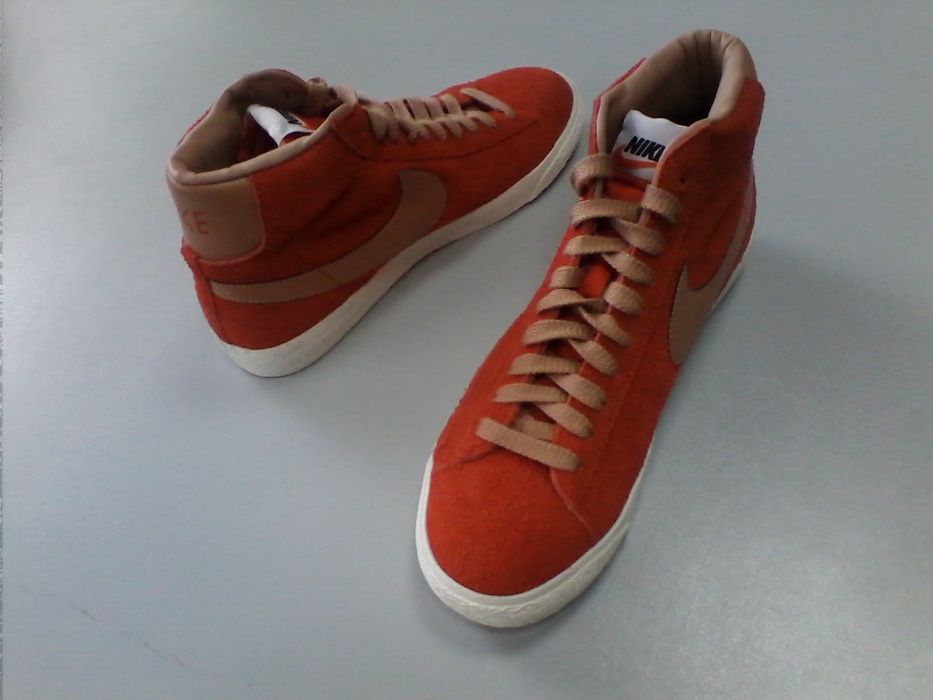 Sapatilhas Nike Blazer MID n.º 41 - NOVAS