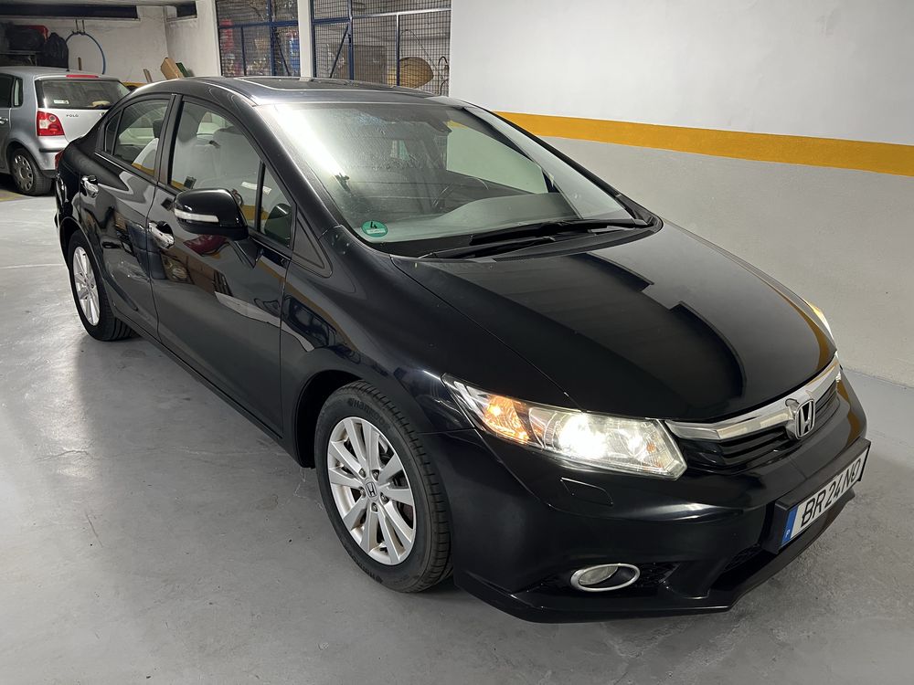 Honda Civic IX 1.8 i-VTEC Executive