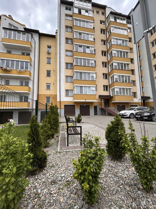 Продається двокімнатна квортира по вулиці Демянів Лаз