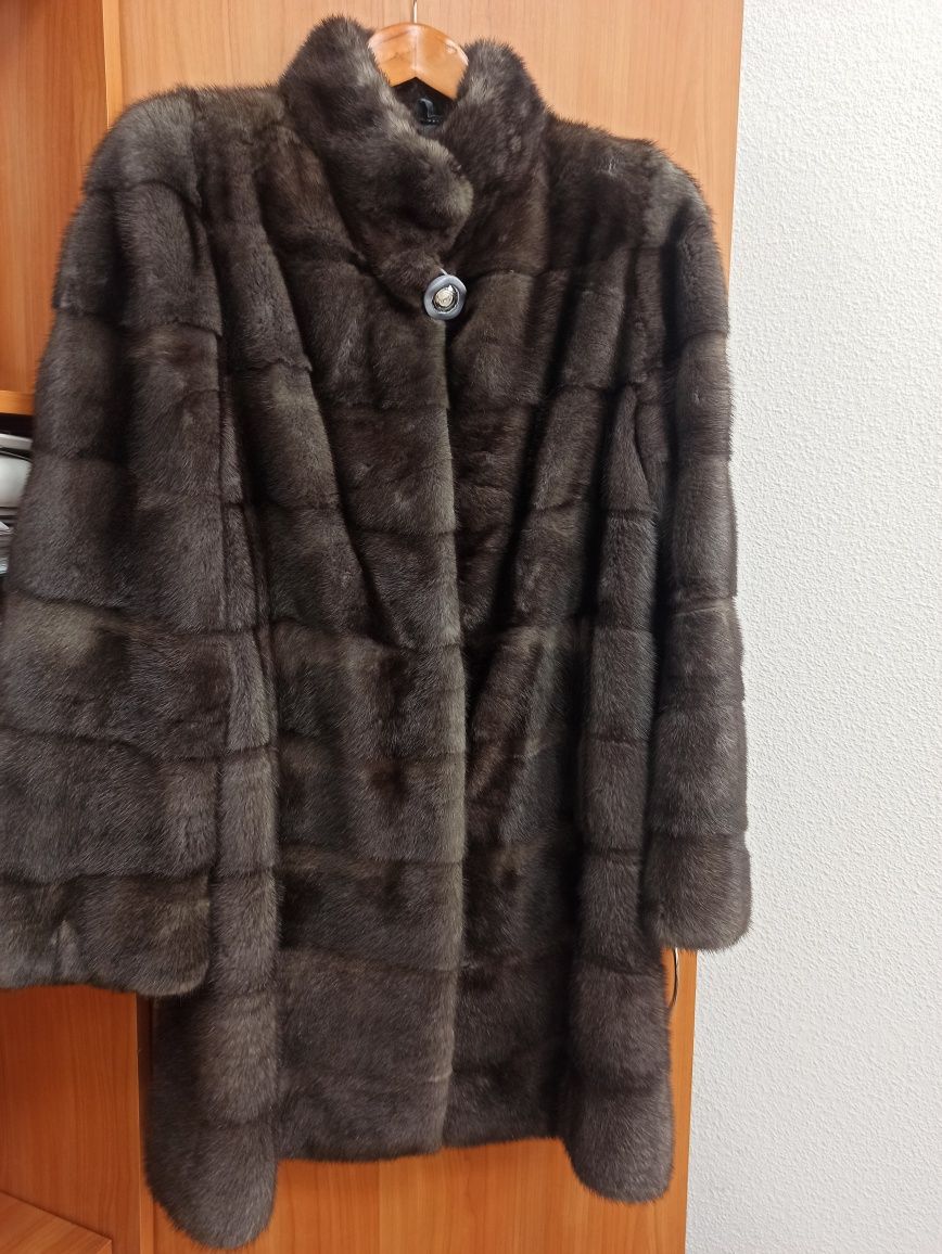 Норковая шуба, р. 46-48 (наш), 90 см, ОАЭ, в новом состоянии