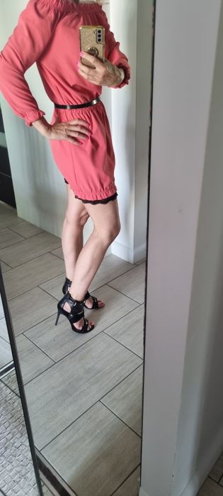 Sukienka hiszpanka w kolorze koralowym