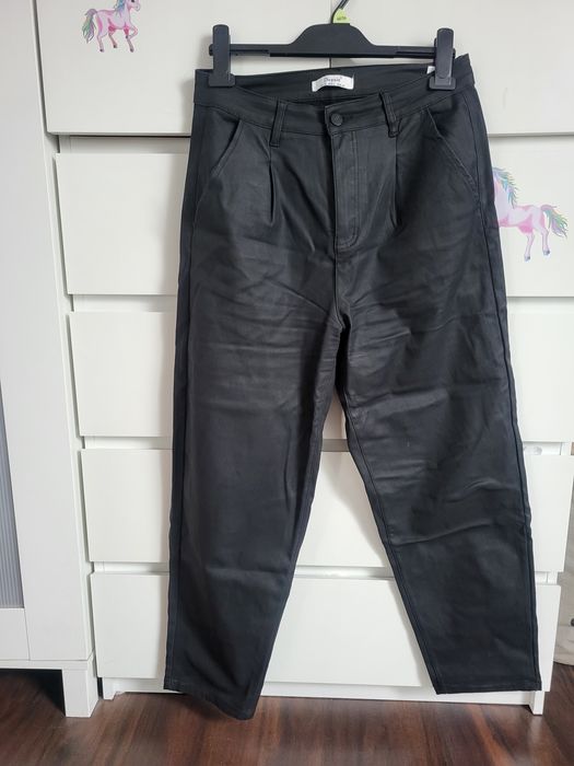 Spodnie woskowane czarne tozm.L