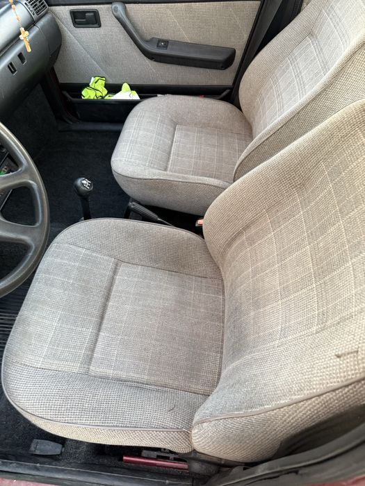 Fiat ono em bom estado e carro de garagem 1992