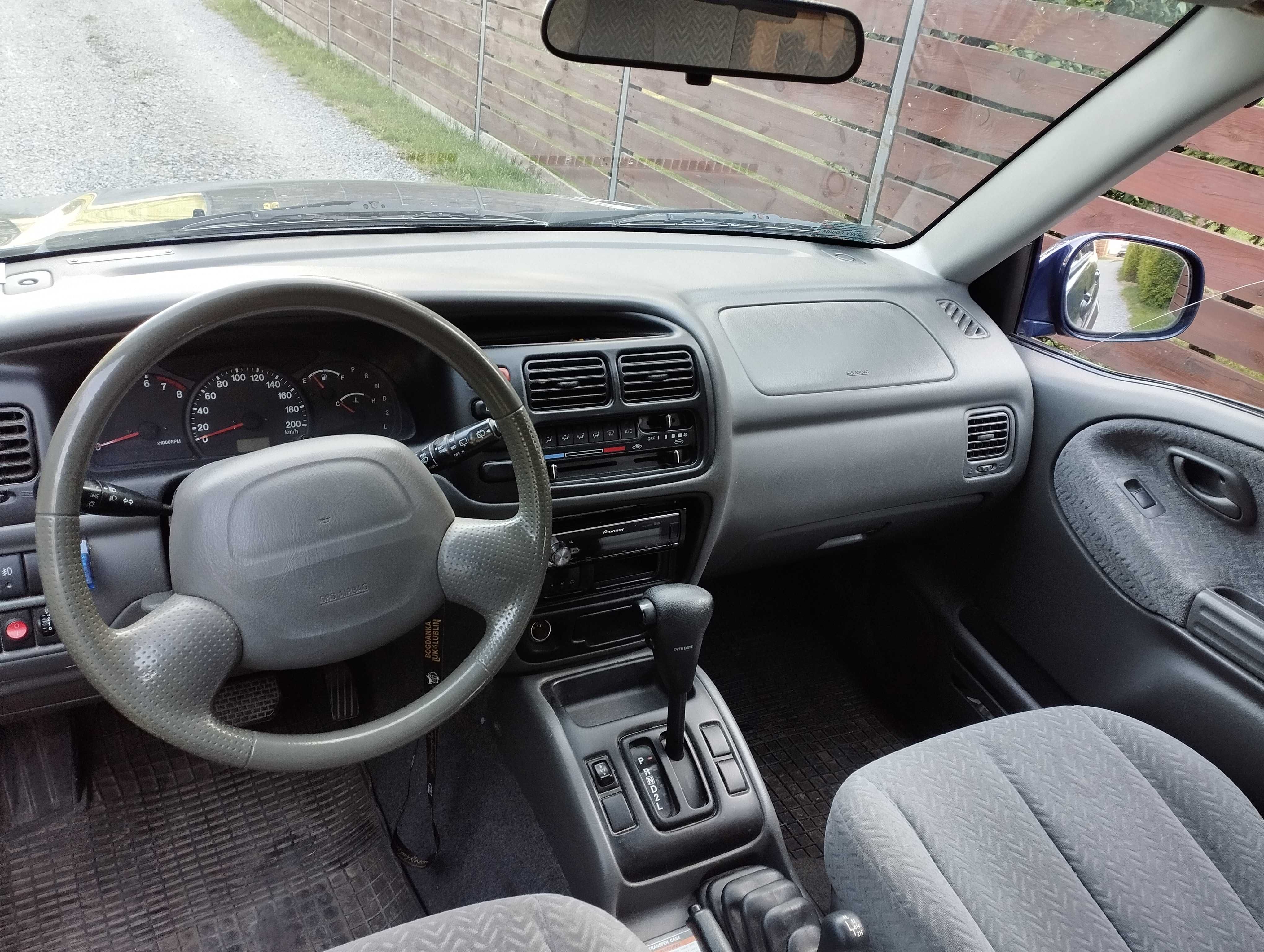 sprzedam suzuki vitara 4x4