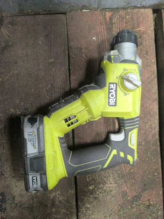 Wiertarka udarowa  ryobi