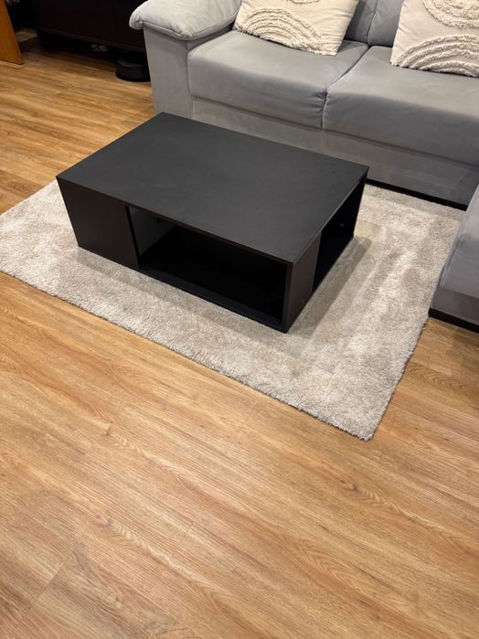 Mesa de centro preta