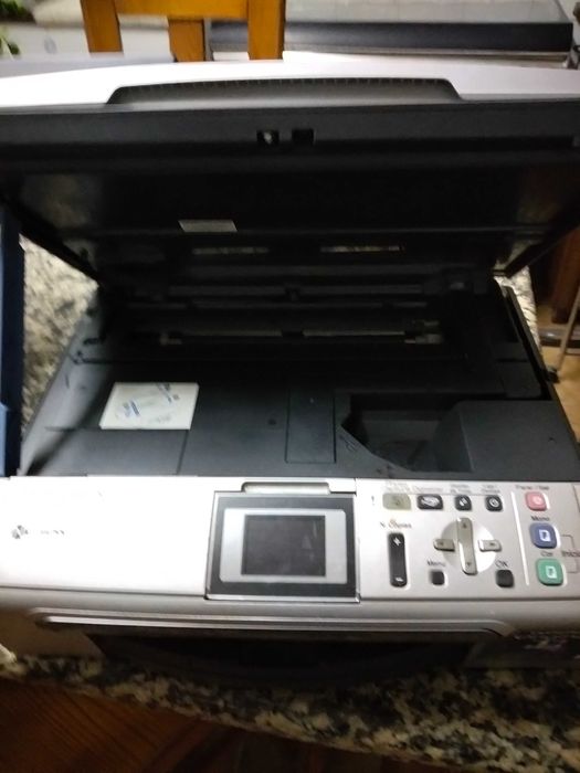 Impressora brother a funcionar perfeitamente