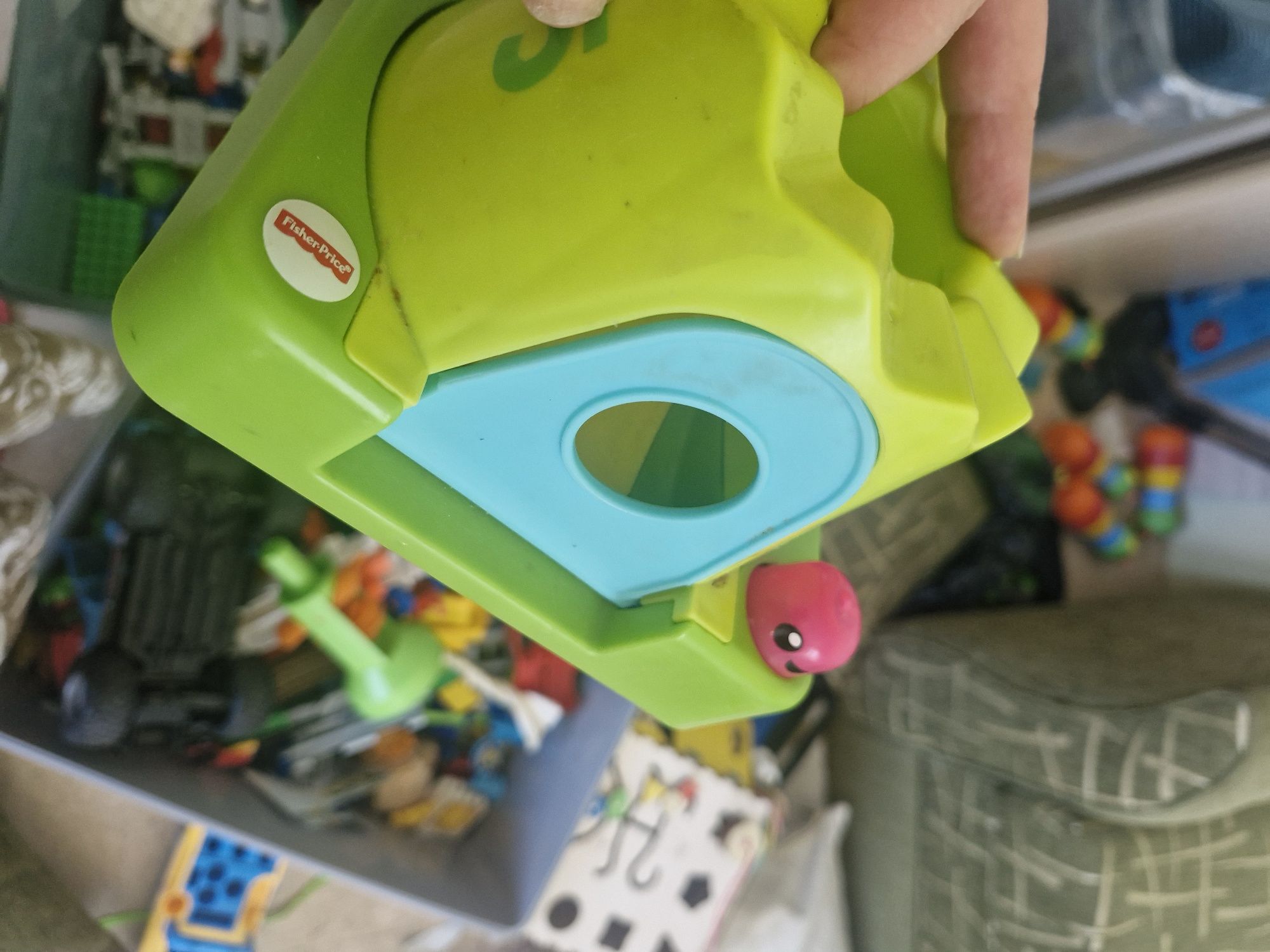 Fisher-Price іграшки дитячі