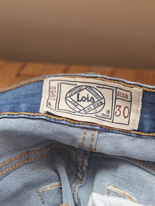 Calças Lois e calções de homem