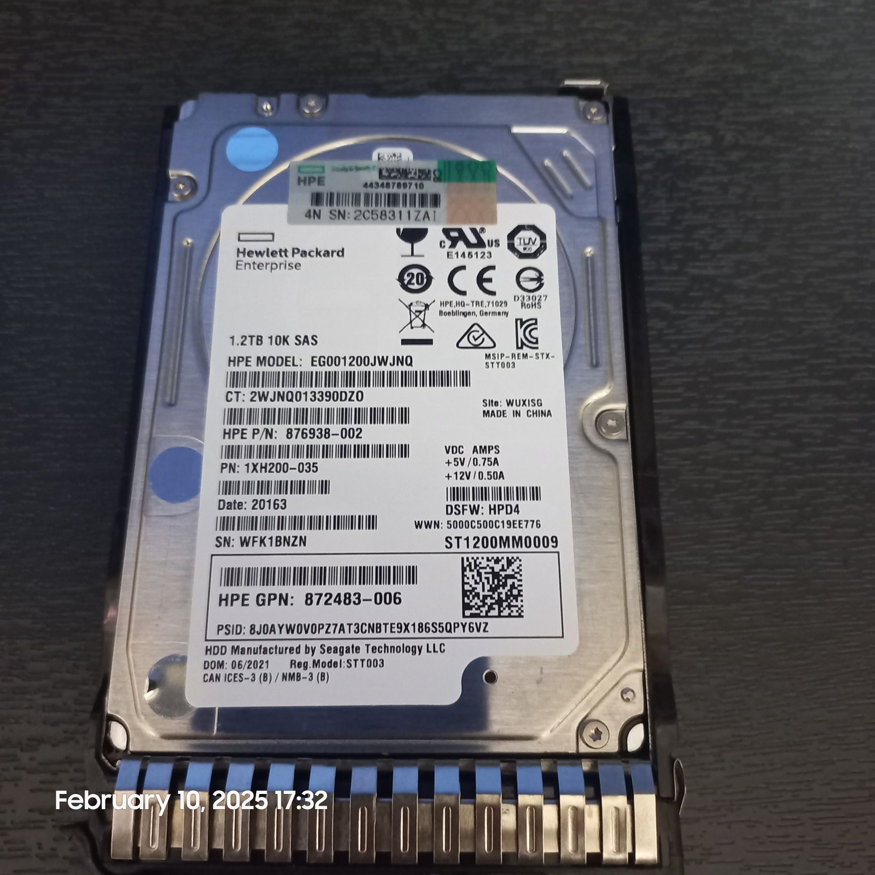 Жорсткий диск HPE 1.2TB 10K SAS 2.5" швидкість та надійність