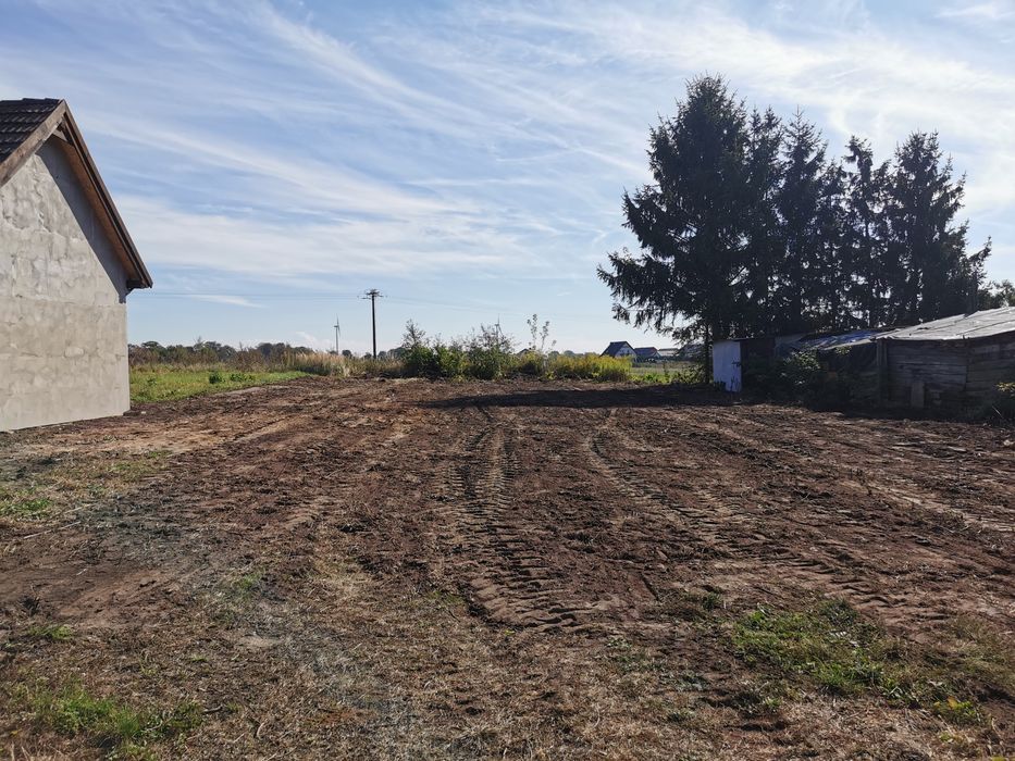 Sprzedam działkę 700 m w Lubaszu 64-720